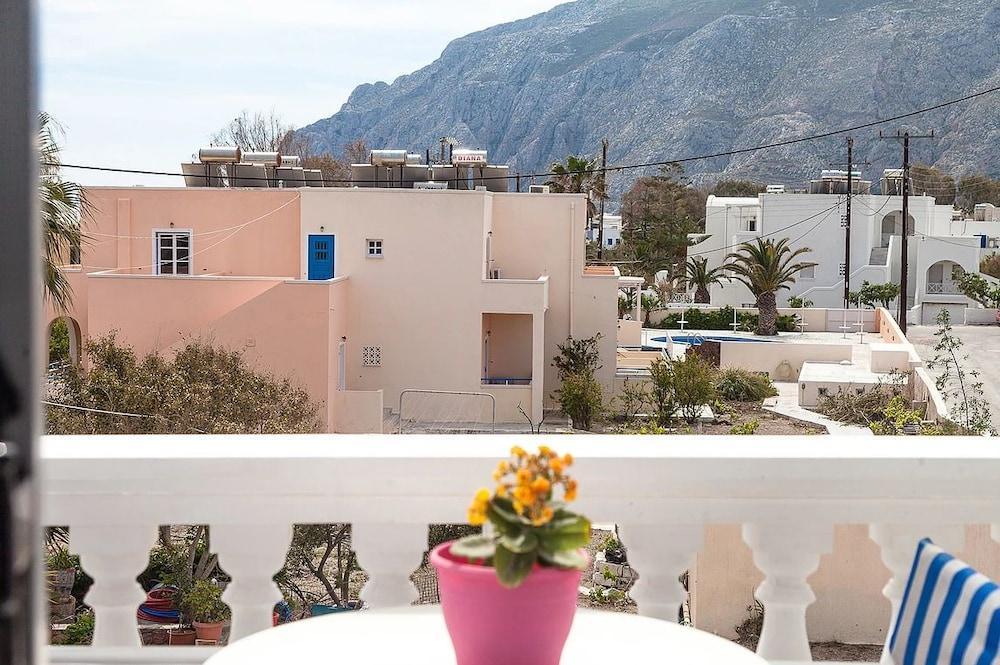 Avraki Hotel Kamári Exterior foto