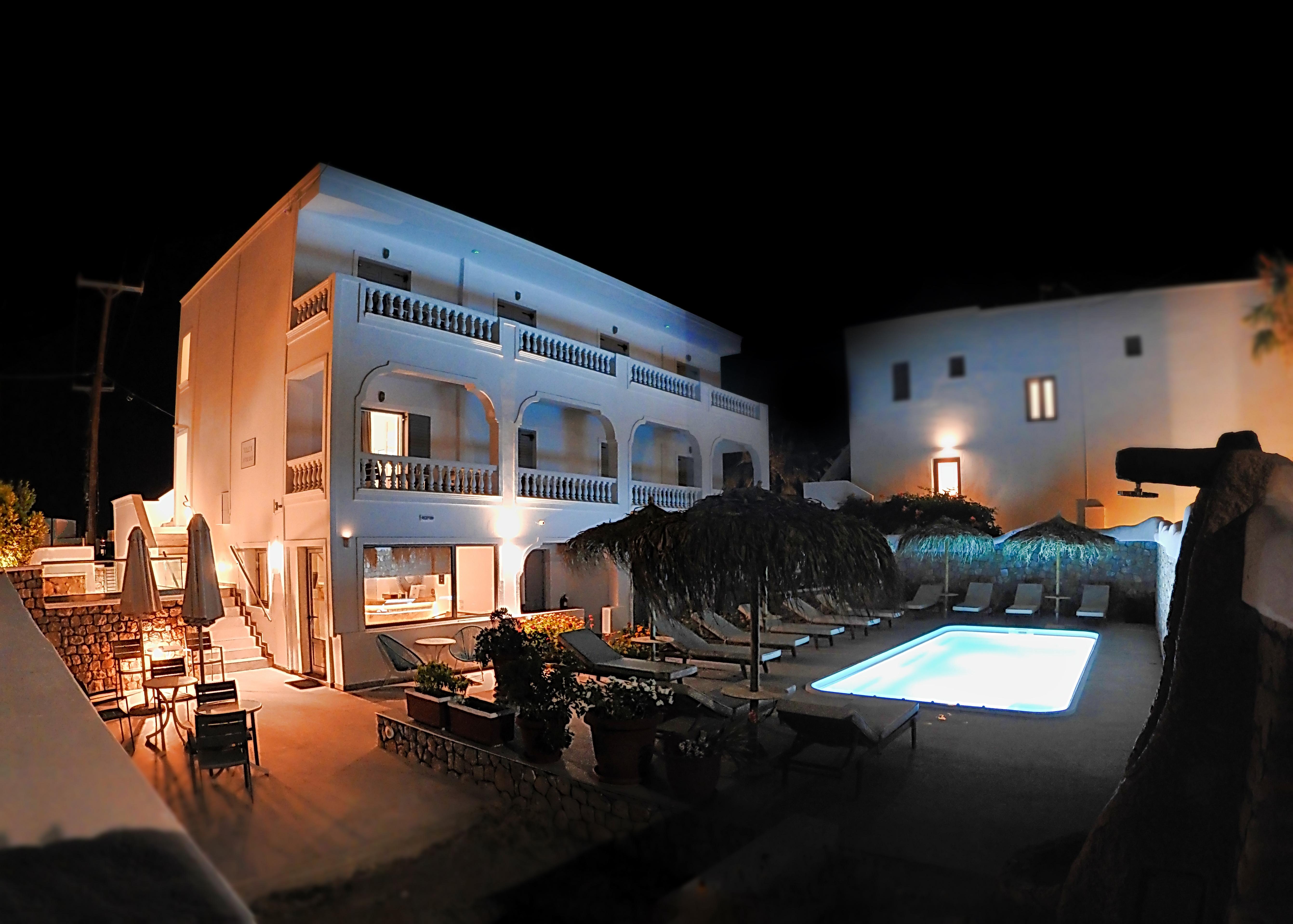 Avraki Hotel Kamári Exterior foto